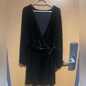 Crushed Velvet Black Wrap Dress (Mexx)